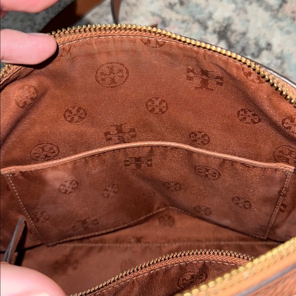 Tory Burch Leather Thea Bag - Picture 11 of 16